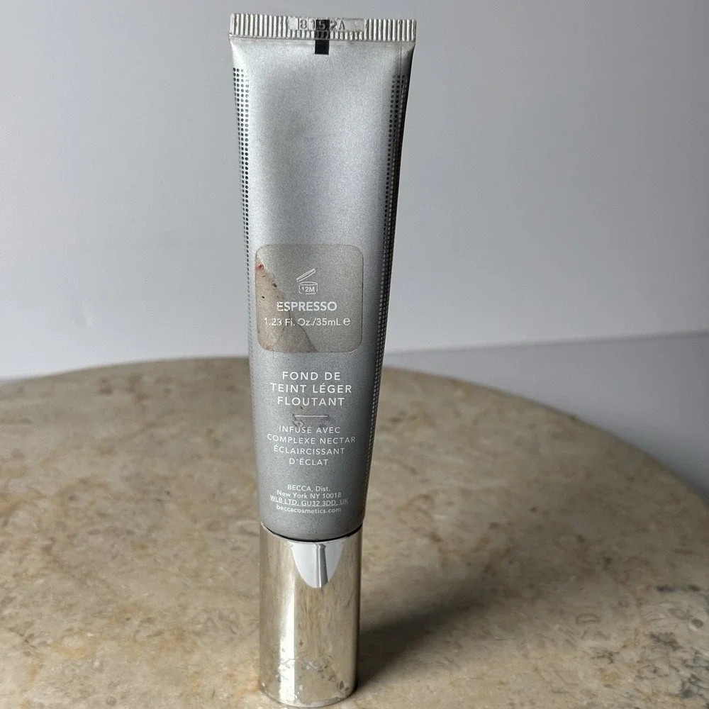 BECCA Skin Love Weightless Blur Foundation‎ ESPRESSO - 1.23FL OZ NWOB